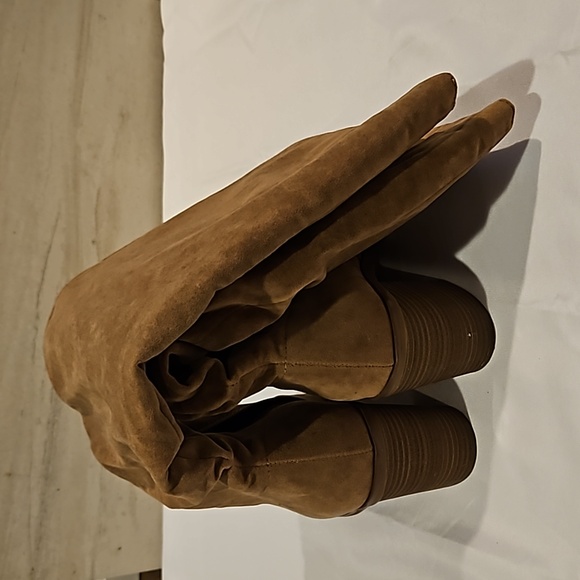 Universal Thread tall boots sz 9 - Picture 5 of 9